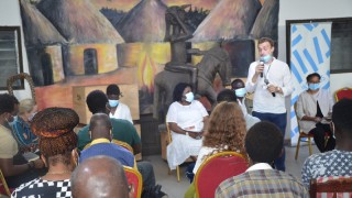 Restitutions des biens culturels africains aux pays d'origines au centre du
